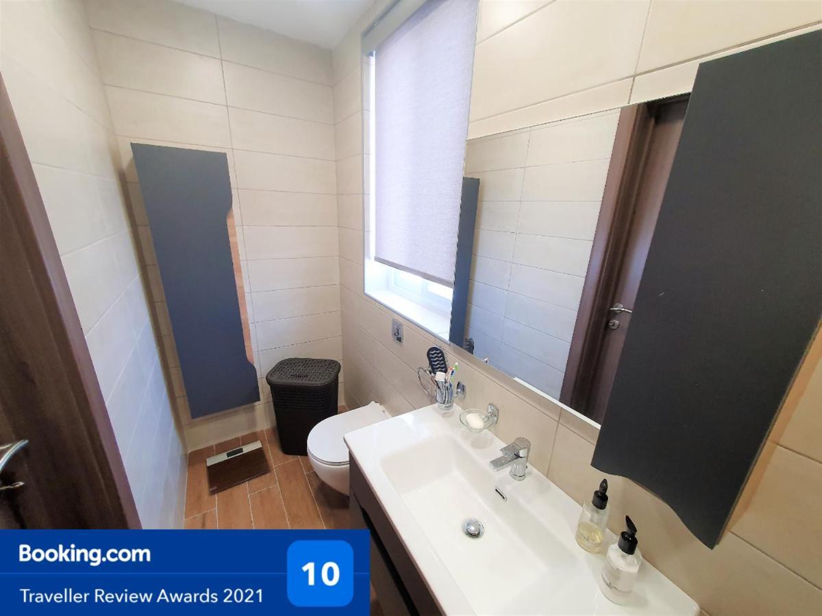 Msiebah Court San Gwann Modern Apt Near Sliema And St Julians Luaran gambar
